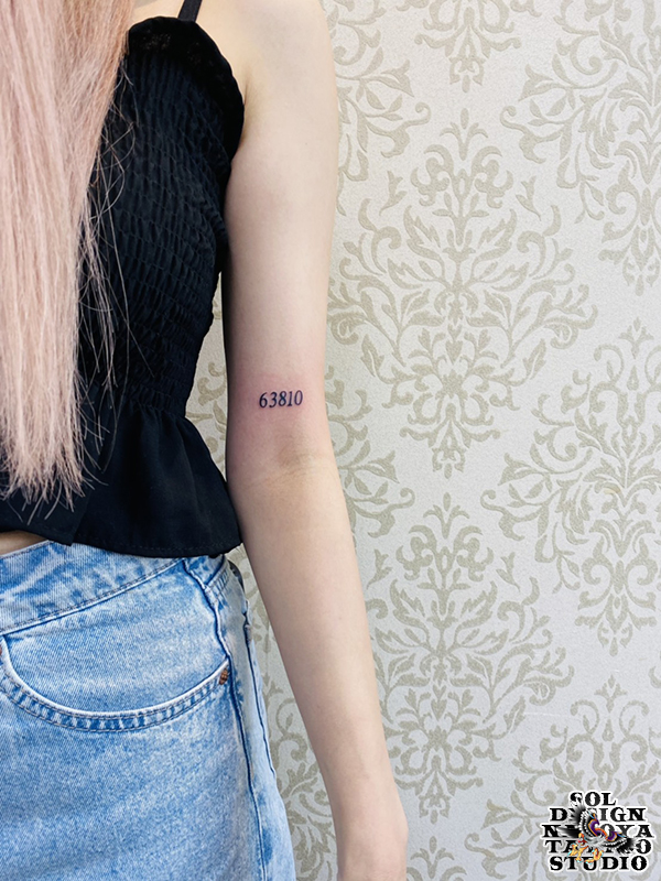 名古屋　タトゥー　女性